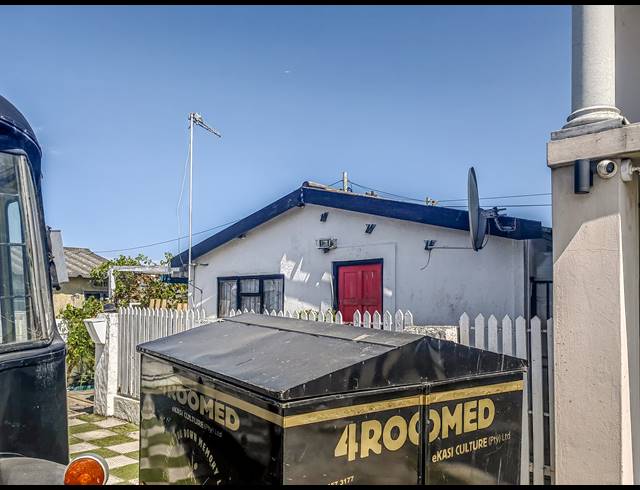 3 BEDROOM FREEHOLD SOLD IN KHAYA